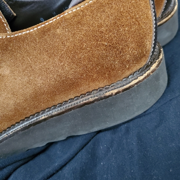 Hand made suede shoe - Picture 4 of 4